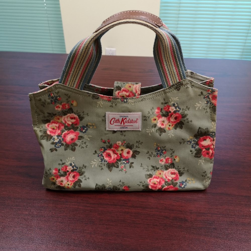 Handbag
